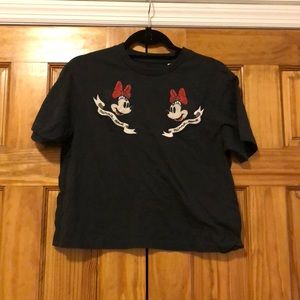 Uniqlo Minnie Mouse crop tee size S